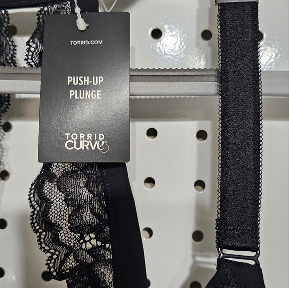 TORRID Curves Bra Racerback Lace Push Up Plunge 42D NWT - Picture 3 of 5